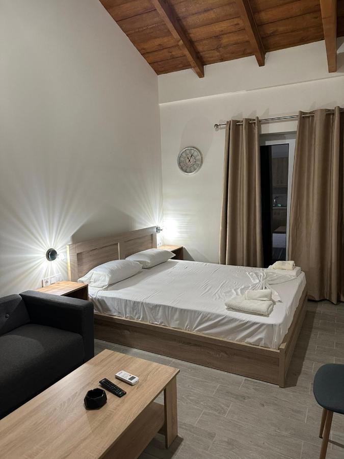 Lithino Rooms Каламата Экстерьер фото