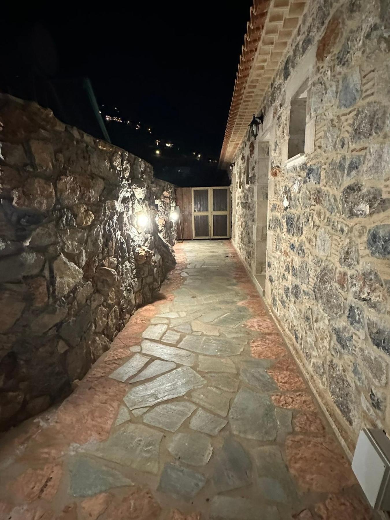 Lithino Rooms Каламата Экстерьер фото