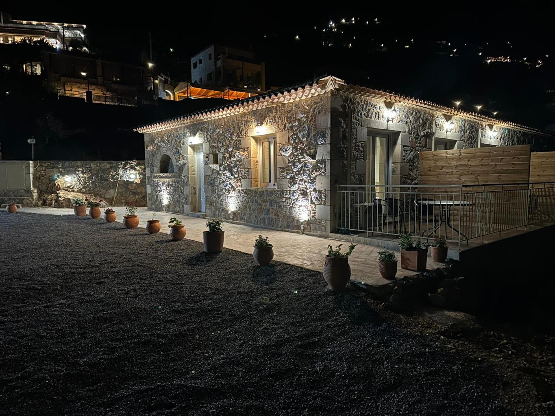 Lithino Rooms Каламата Экстерьер фото
