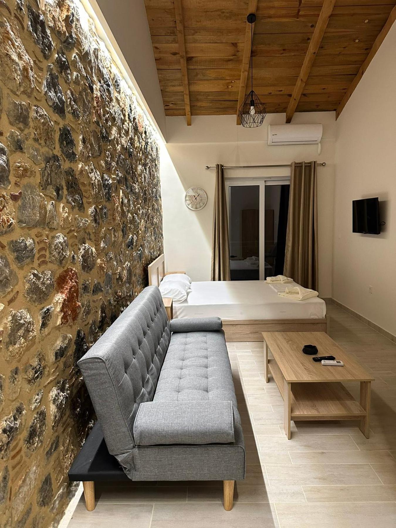 Lithino Rooms Каламата Экстерьер фото